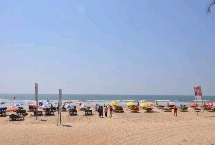 Ronz Vista Da Praia Calangute Room photo